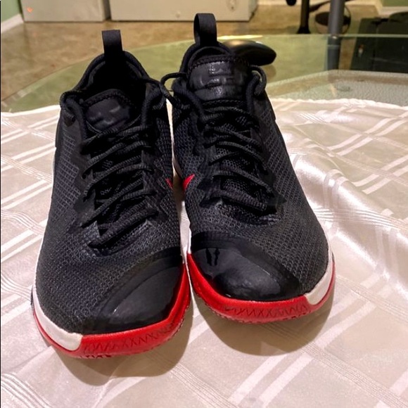 Nike Lebron Witness 2 - Picture 2 of 3